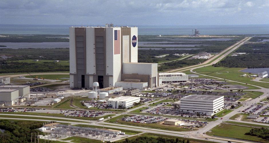 CORROSION CONTROL, VAB DOORS, HIGH BAYS 3 &amp; 4 FIT